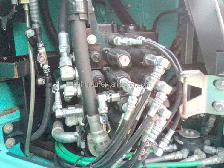La excavadora de segunda mano más vendida Kobelco135/ Máquina de excavación usada de buena calidad Kobelco135 en venta