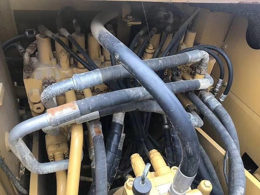 Excavadora usada máquina de orugas CAT323 en venta en buen estado, buen precio excavadora usada