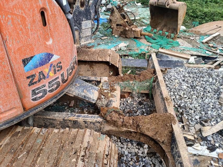 Hitachi en stock Usada Hitachi EX55 mini excavadora para la venta de segunda mano Hitachi mini excavadora EX55 en buenas condiciones