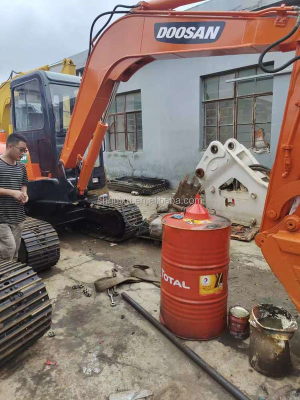 Venta caliente de Doosan Mini excavadora usada doosan ex55 de segunda mano excavadora hidráulica de rastreo DOOSAN DH55 origen de Corea