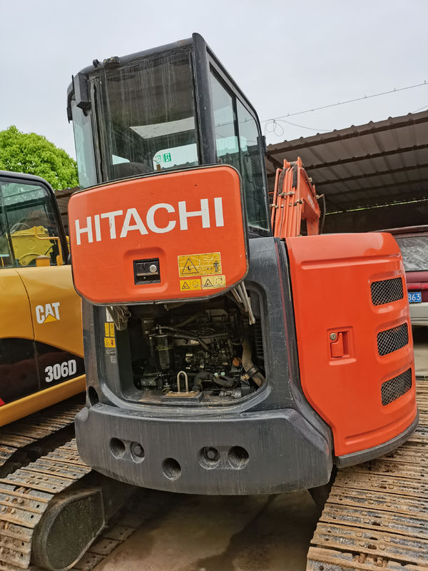Se vende una mini excavadora Hitachi 55U de segunda mano.