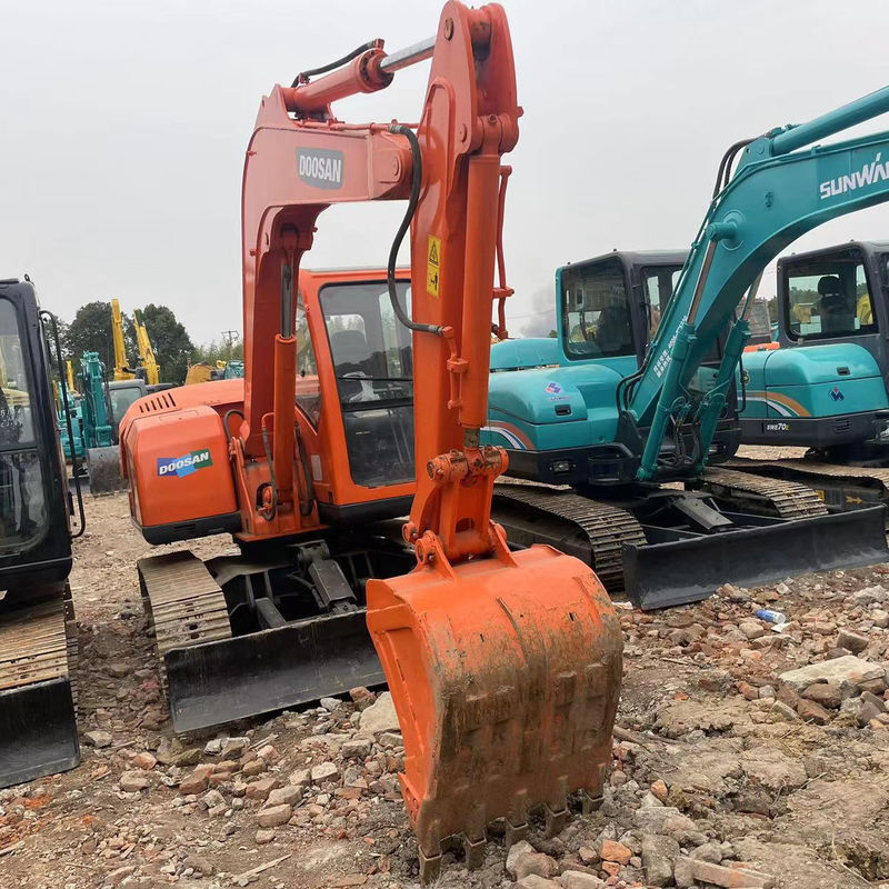 Buen rendimiento excavadora Doosan DX75 excavadora pequeña maquinaria usada 6 toneladas excavación venta para mini el mejor excavación