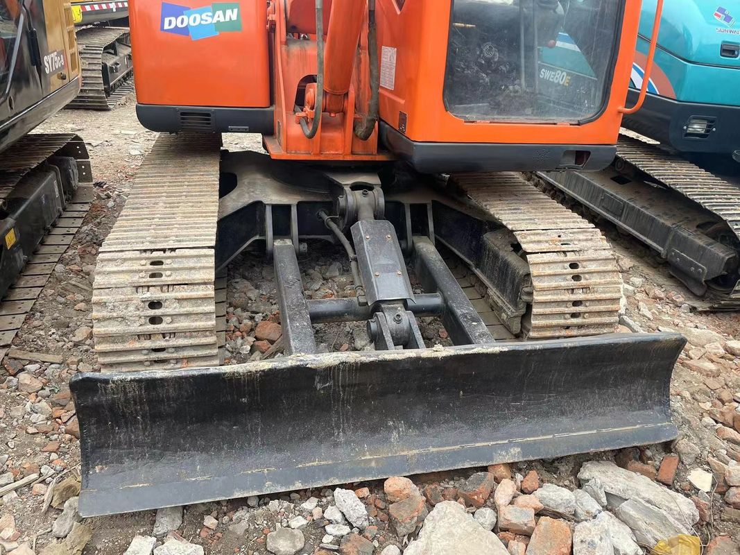 Buen rendimiento excavadora Doosan DX75 excavadora pequeña maquinaria usada 6 toneladas excavación venta para mini el mejor excavación