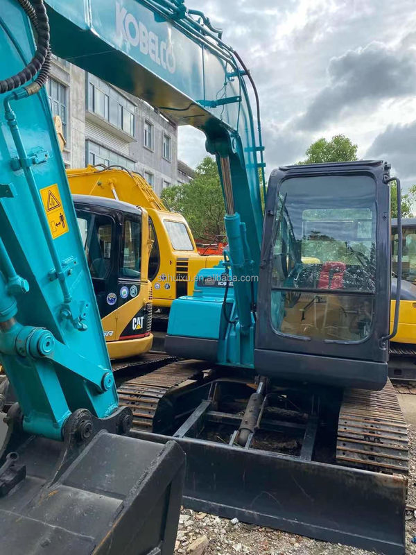 Excavadora de tamaño medio Kobelco 75 Horas de trabajo bajas Talleres de reparación de maquinaria