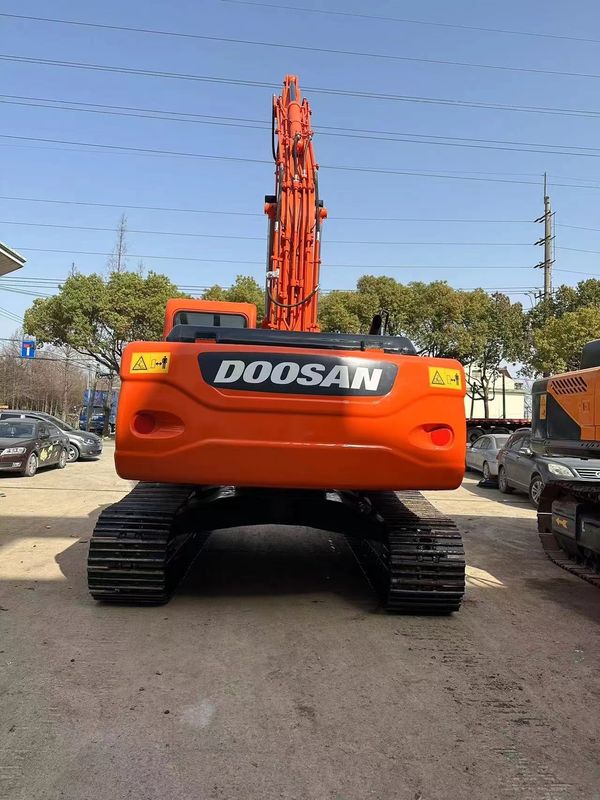 Pintura original y estado Excavadoras de segunda mano Doosan DX225LC En venta