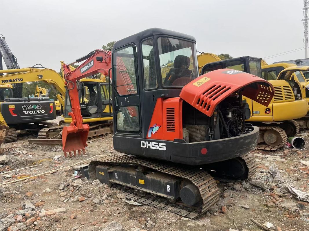 Excavadora de segunda mano de alta calidad con bajo precio usado Doosan55 para la venta de la máquina de construcción de carreteras
