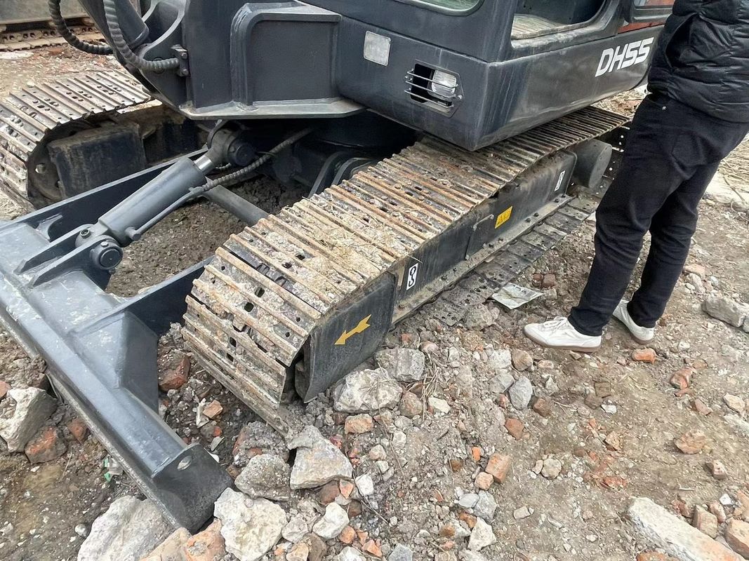 Excavadora de segunda mano de alta calidad con bajo precio usado Doosan55 para la venta de la máquina de construcción de carreteras