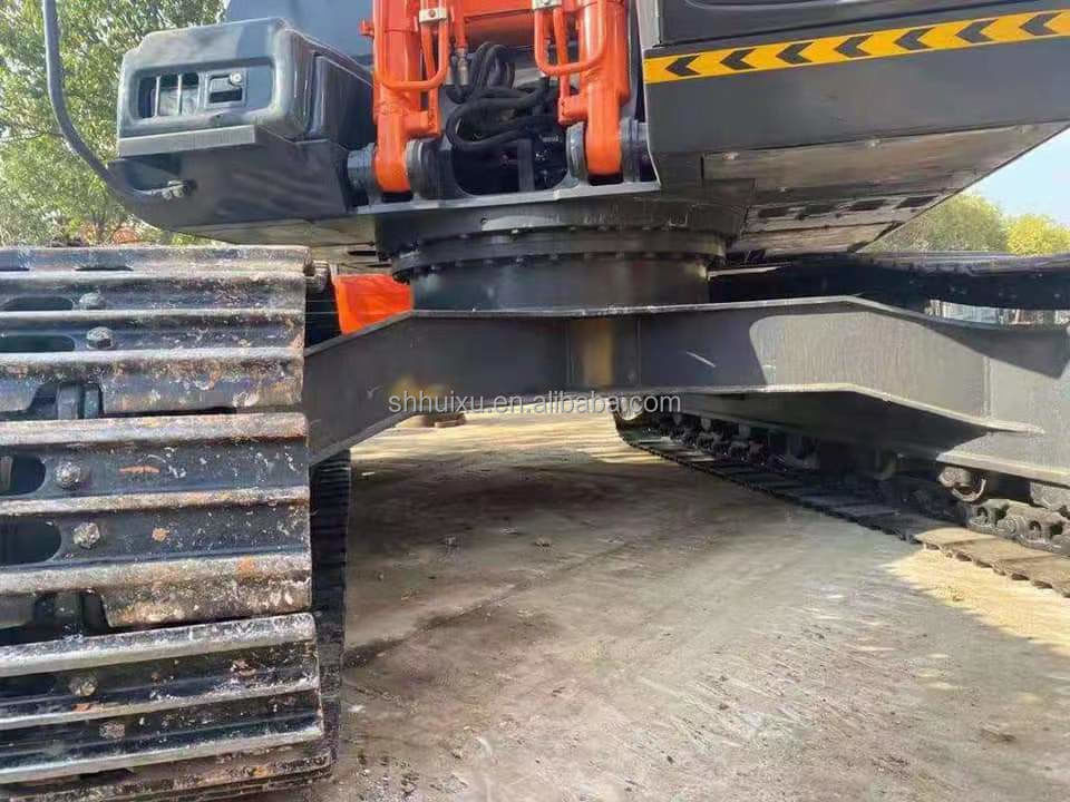 Hitachi en stock En buen estado Hitachi ZX200-5 de segunda mano Excavadora hidráulica de rastreo/máquina de excavación usada Hitachi ZX200-5 Precio barato