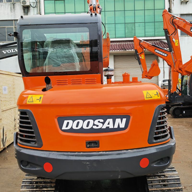 Excavadora mini Doosan Dx55 de segunda mano Mini Excavadora Color original