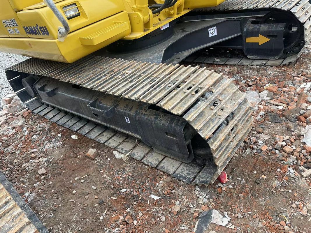Maquinaria de construcción japonesa usada mejorada Komatsu PC130Excavadora/equipos pesados usados/excavadora usada Komatsu PC 130 pulgar