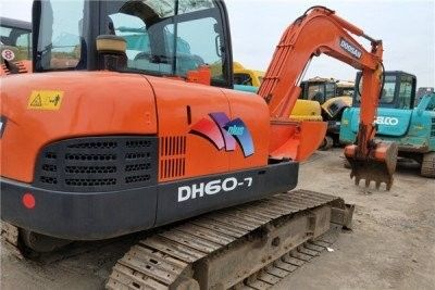 Mini excavadora usada Hitachi 60 excavadora maquinaria pequeña usada 6 toneladas de segunda mano mini excavadora de ventas mini excavadora mejor