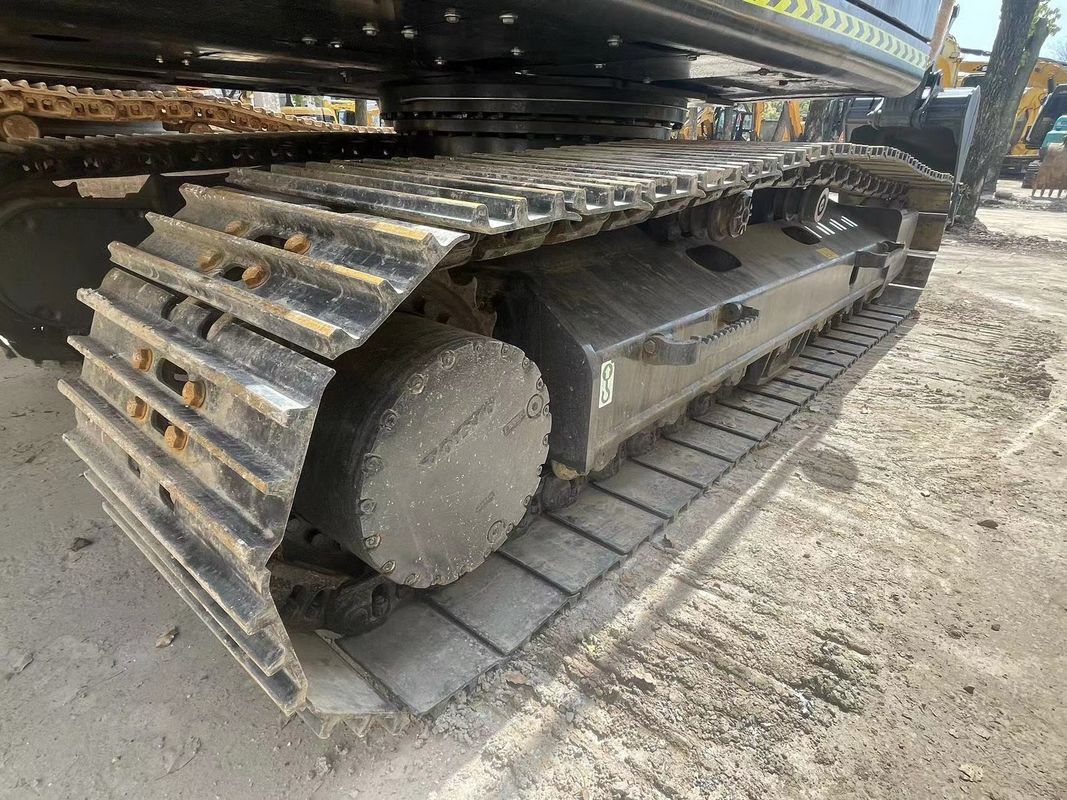 21000kg Excavadora de rastreo hidráulico de segunda mano Volvo Ec210 1.1m3 Capacidad de cubo