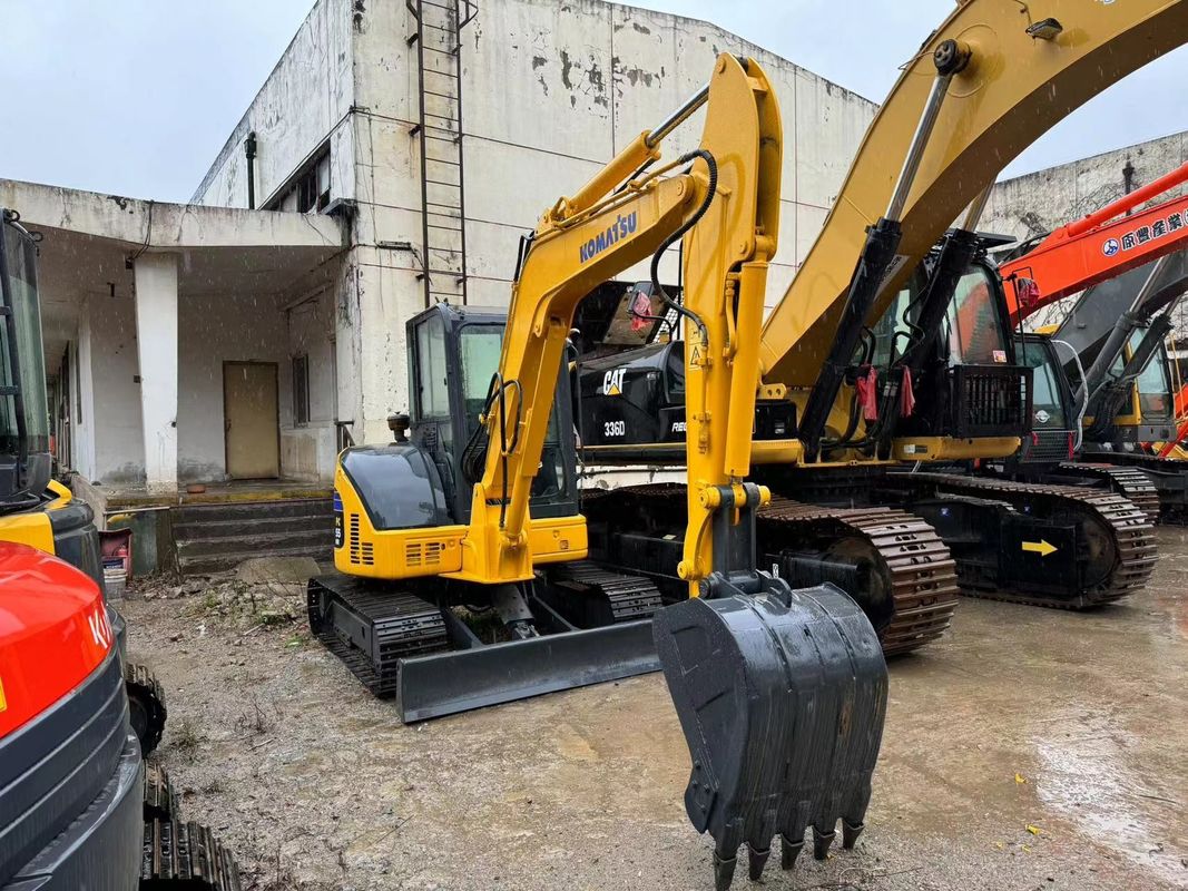 100%Japón máquinas usadas excavadoras Komatsu PC55 PC30 PC130 PC200/ excavadora de segunda mano a bajo precio