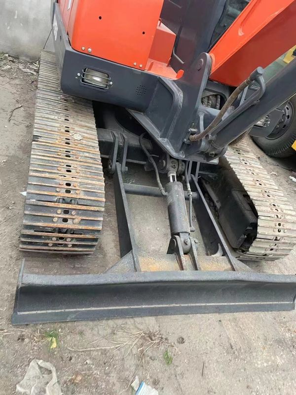La excavadora original de segunda mano Doushan DH55 está en buen estado fuerte y de mantenimiento sencillo