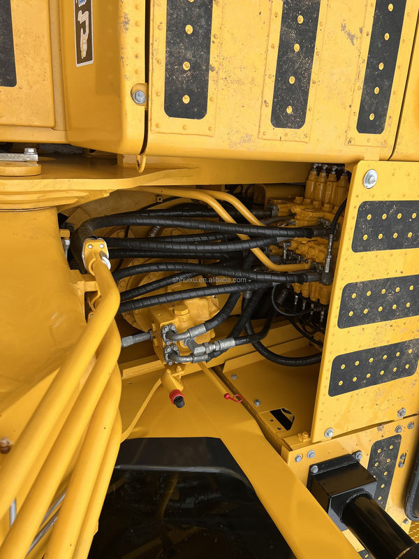 KOMATSU 240-8LC Excavadora de segunda mano en buen estado 24000KG Tiendas de materiales de construcción
