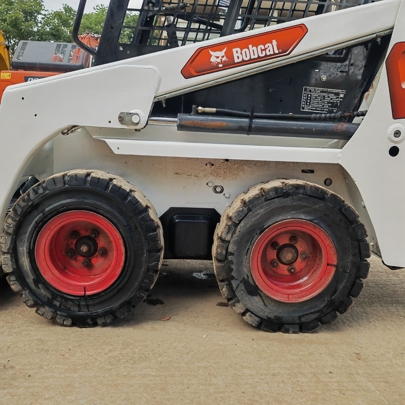 Cargador multifuncional usado para deslizamiento y dirección BOBCAT S70 Doosan Bobcat 1 tonelada Mini cargadores de segunda mano