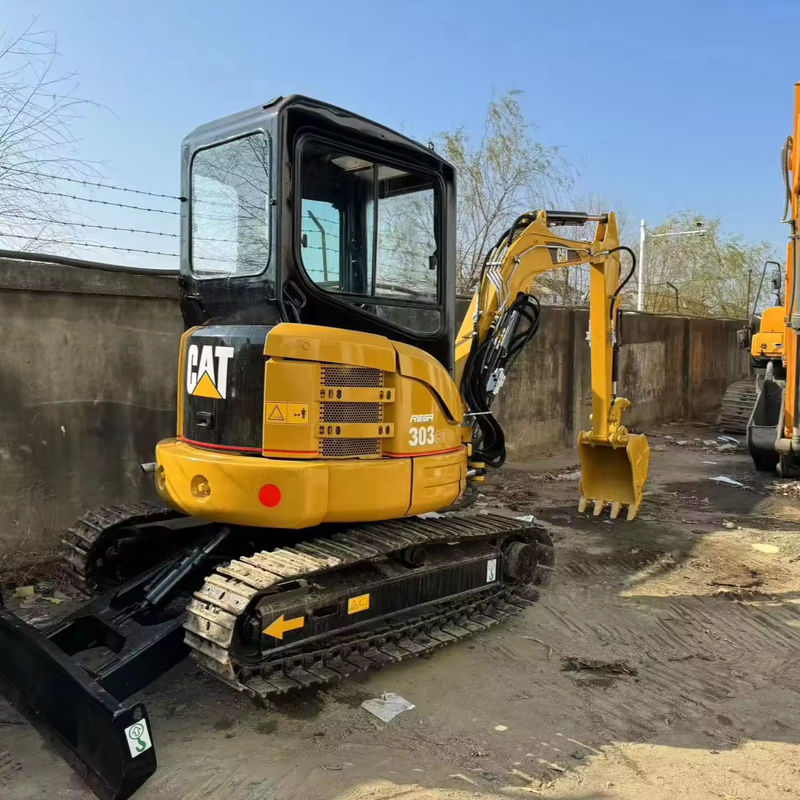 Excavadoras mini usadas CAT 303 para el trabajo en casa