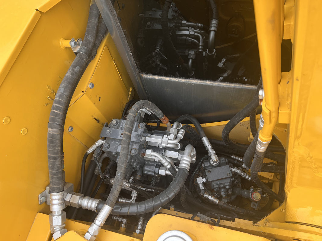 máquina excavadora media con motor japonés de segunda mano komatsu pc130/usada komatsu pc130 con horas de trabajo bajas en venta