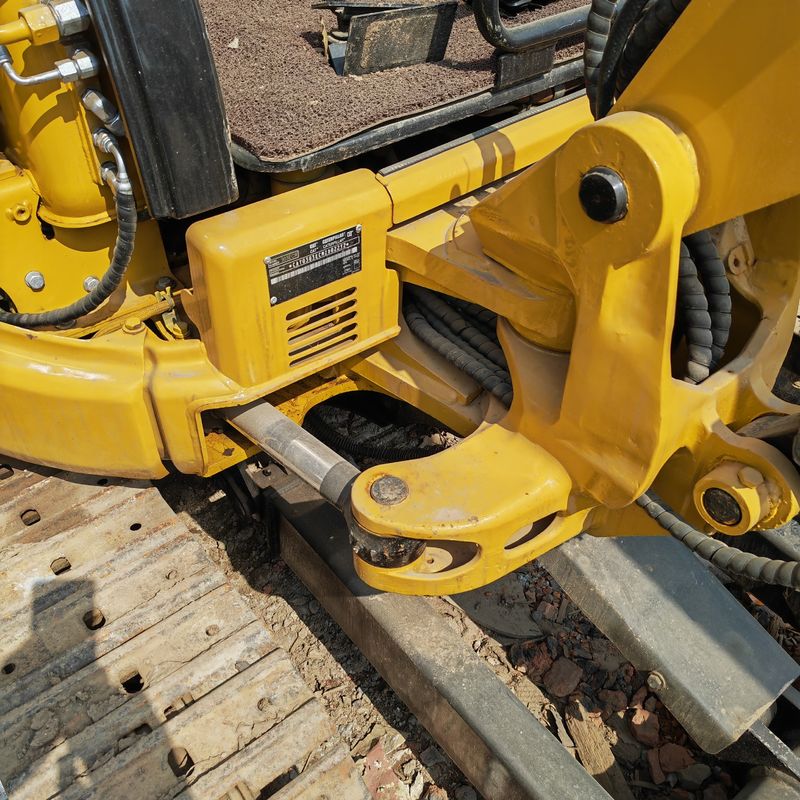 Excavadora mini cat 303 de segunda mano con motor original cat 303 con precio barato en venta