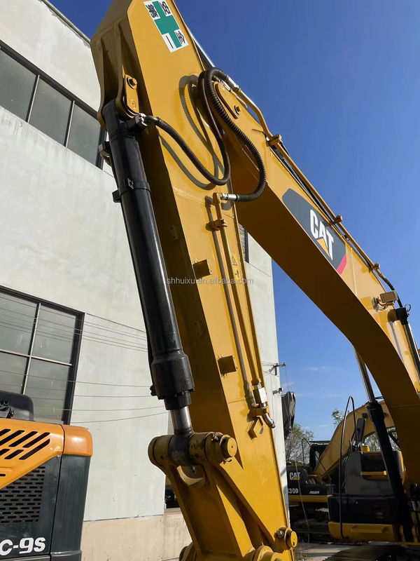 Caterpillar- Excavadora original CAT320d2 Excavadora CAT- 320d2 en buen estado Máquinas pesadas para mover la tierra en venta