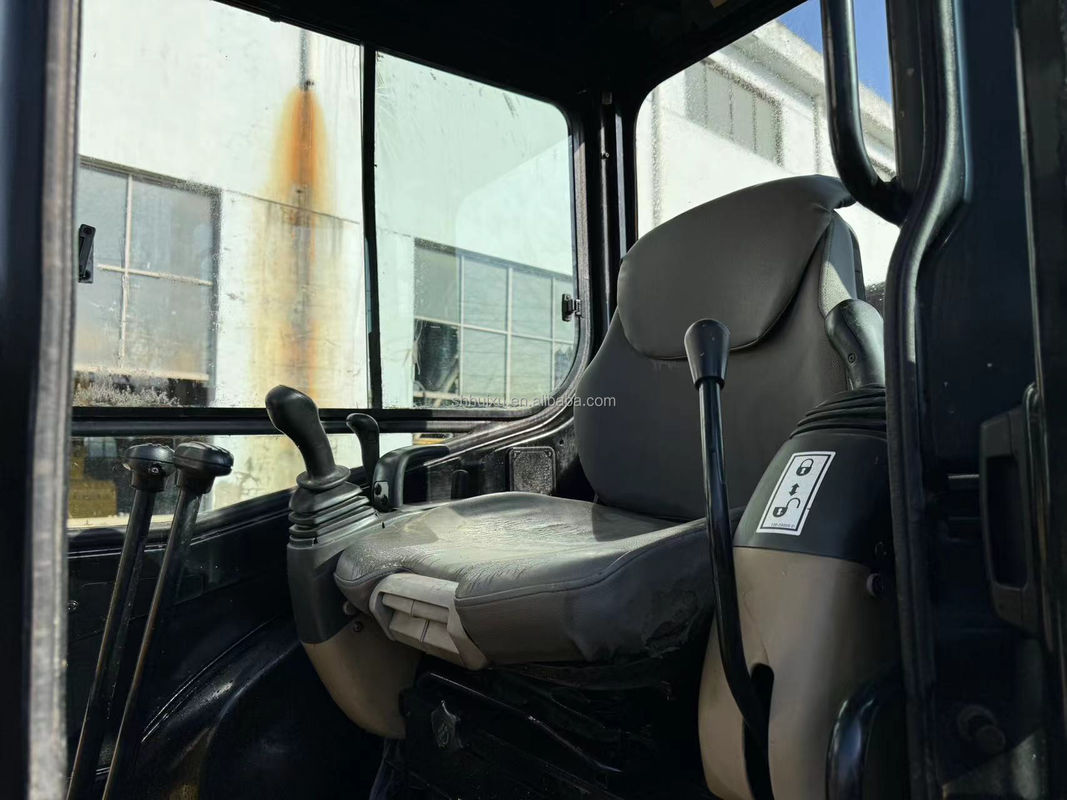 Casi nuevo Japón mini excavadora usada de 3 toneladas CAT303CR Excavadora usada japonesa precio de excavadora usada en venta