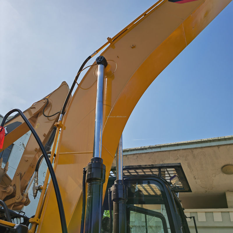 En buen estado japonés original de segunda mano excavadora cat320d de la oruga excavadora usada cat320d en Shanghai