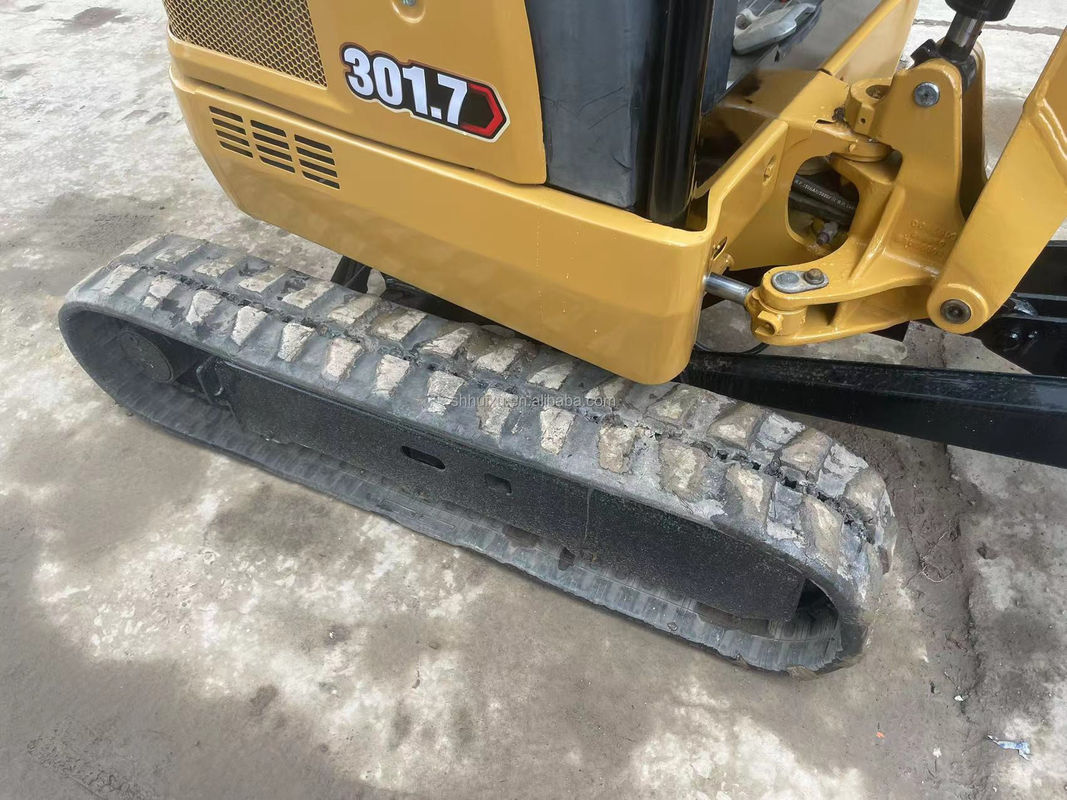 mini excavadora usada cat301.7 con pista de goma/mini excavadora de segunda mano cat301.7 con precio barato para la venta