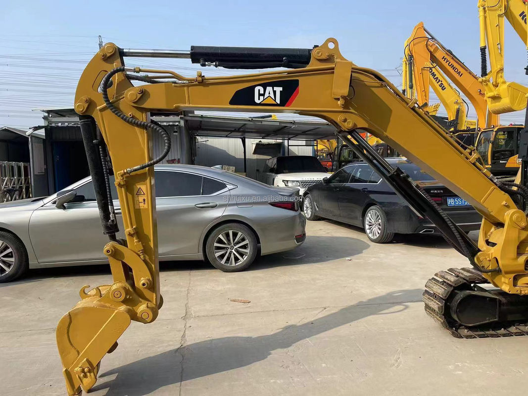 MINI CAT303E de segunda mano MINI CAT303E con pocas horas de trabajo pintura original CAT303E a la venta